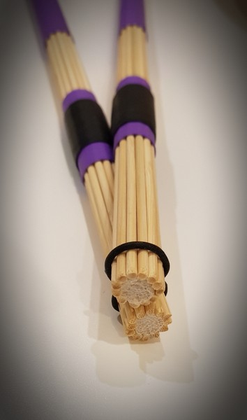 Werkstattatmosphäre bei Coach Music – Präzisionsarbeit an Percussion-Schlägel